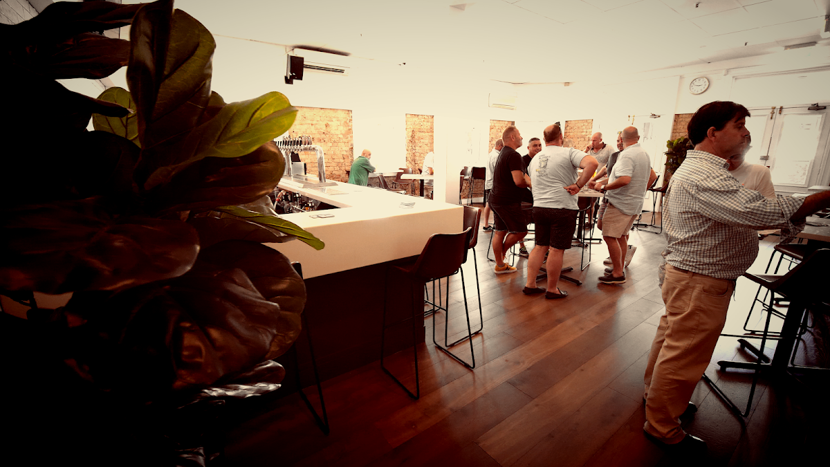 Vibe, The Surrey Hotel