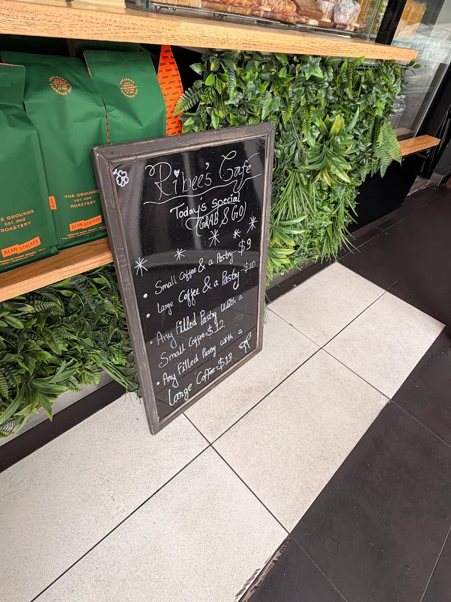 Menu, Ribee’s Cafe