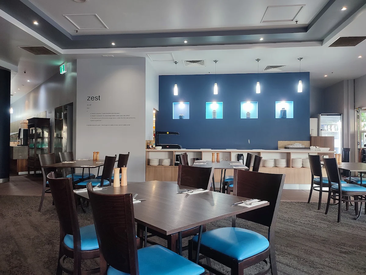 Vibe, Esplanade Restaurant & Terrace