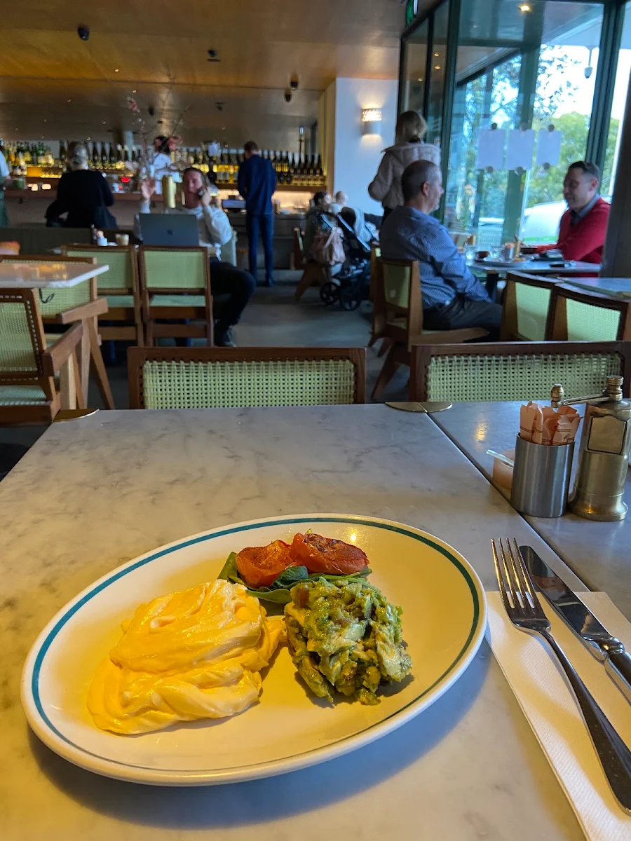 Food & drink, bills