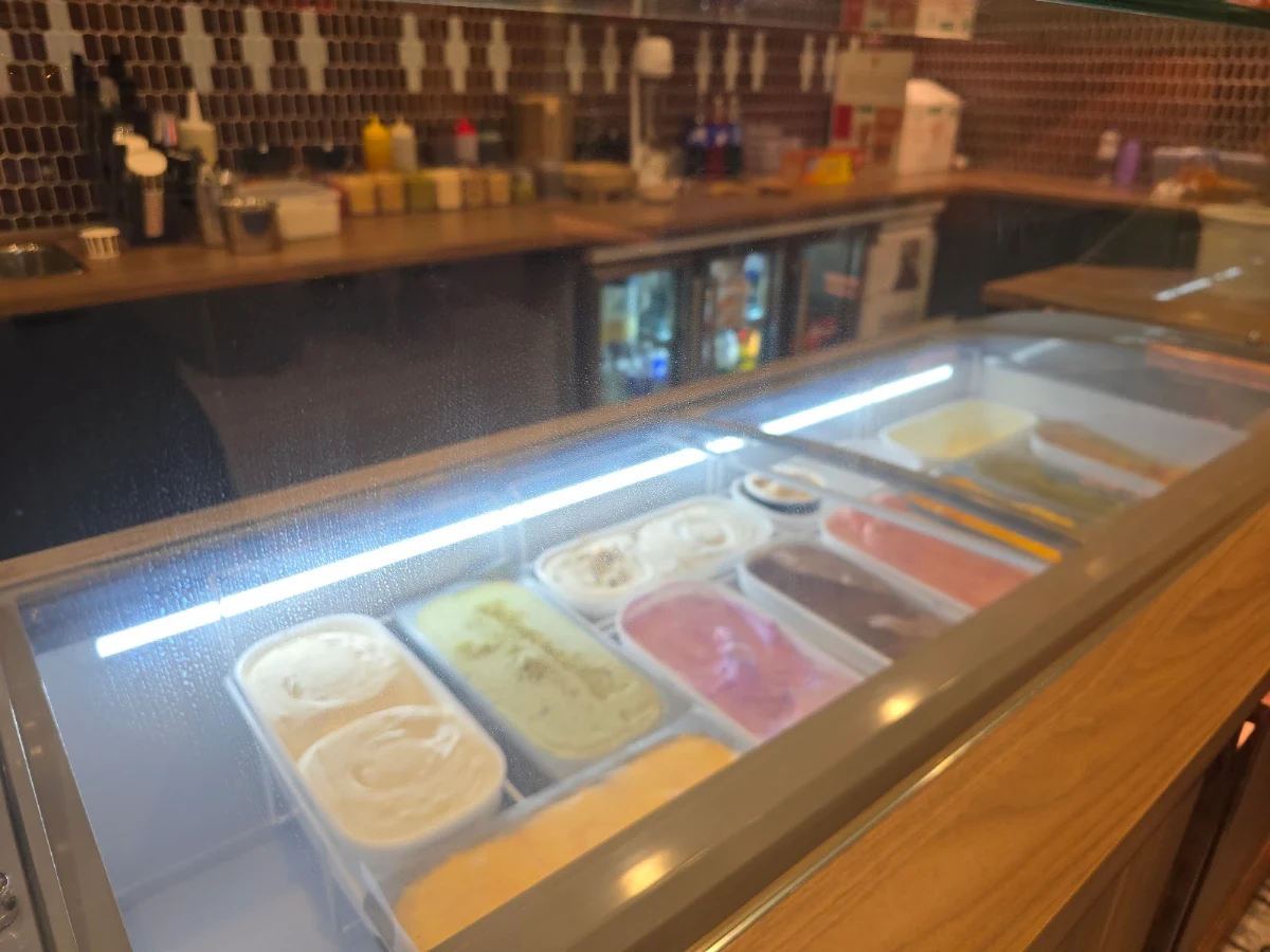 Vibe, Durga's Paan & Falooda House (Bella Vista)