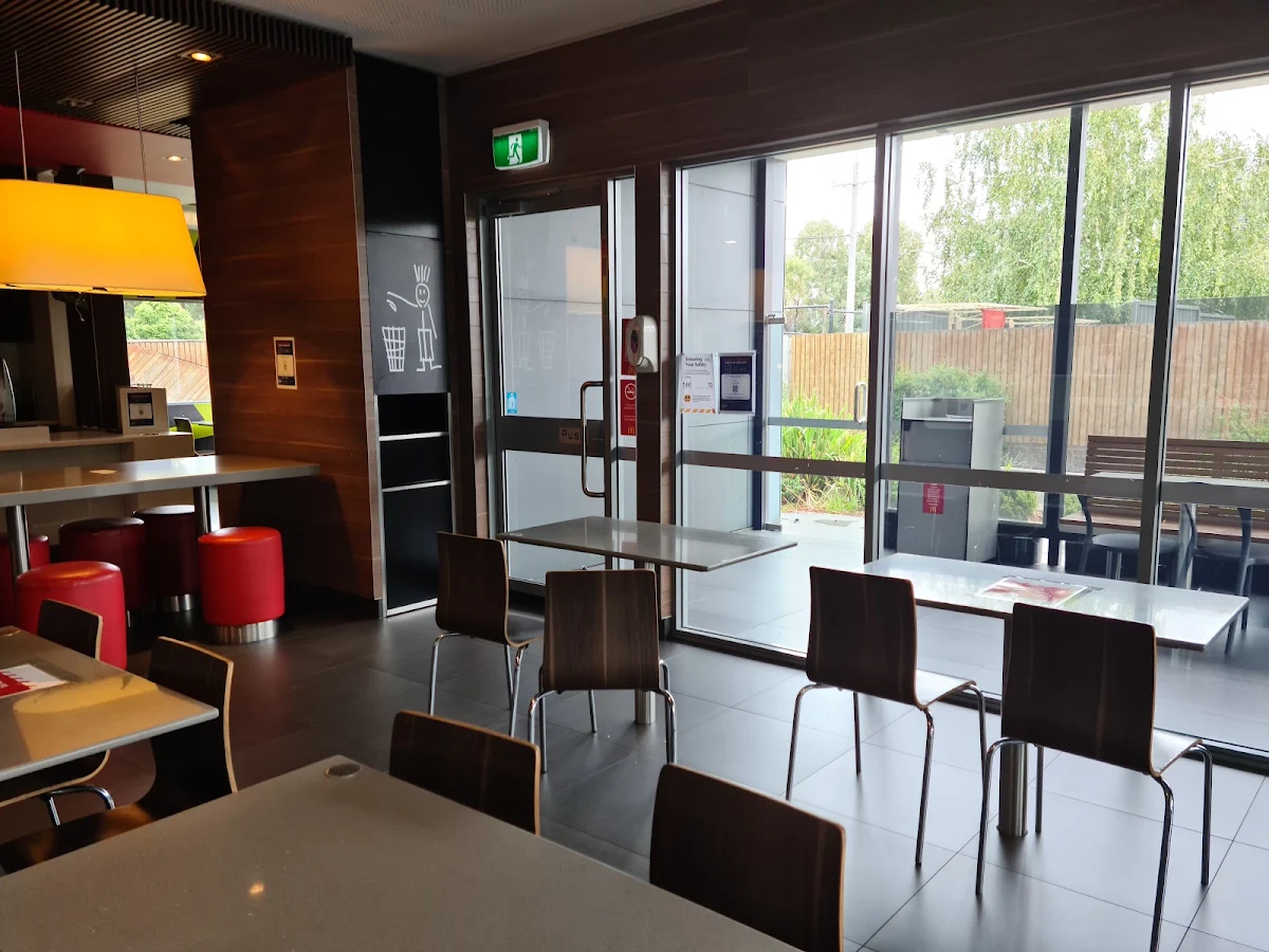 Vibe, McDonald's Kippax