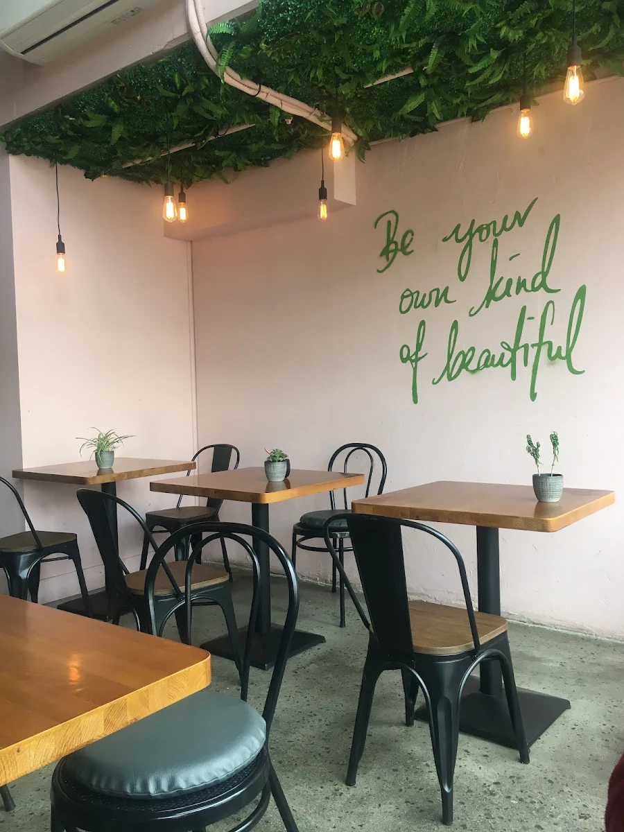 Vibe, 112 York