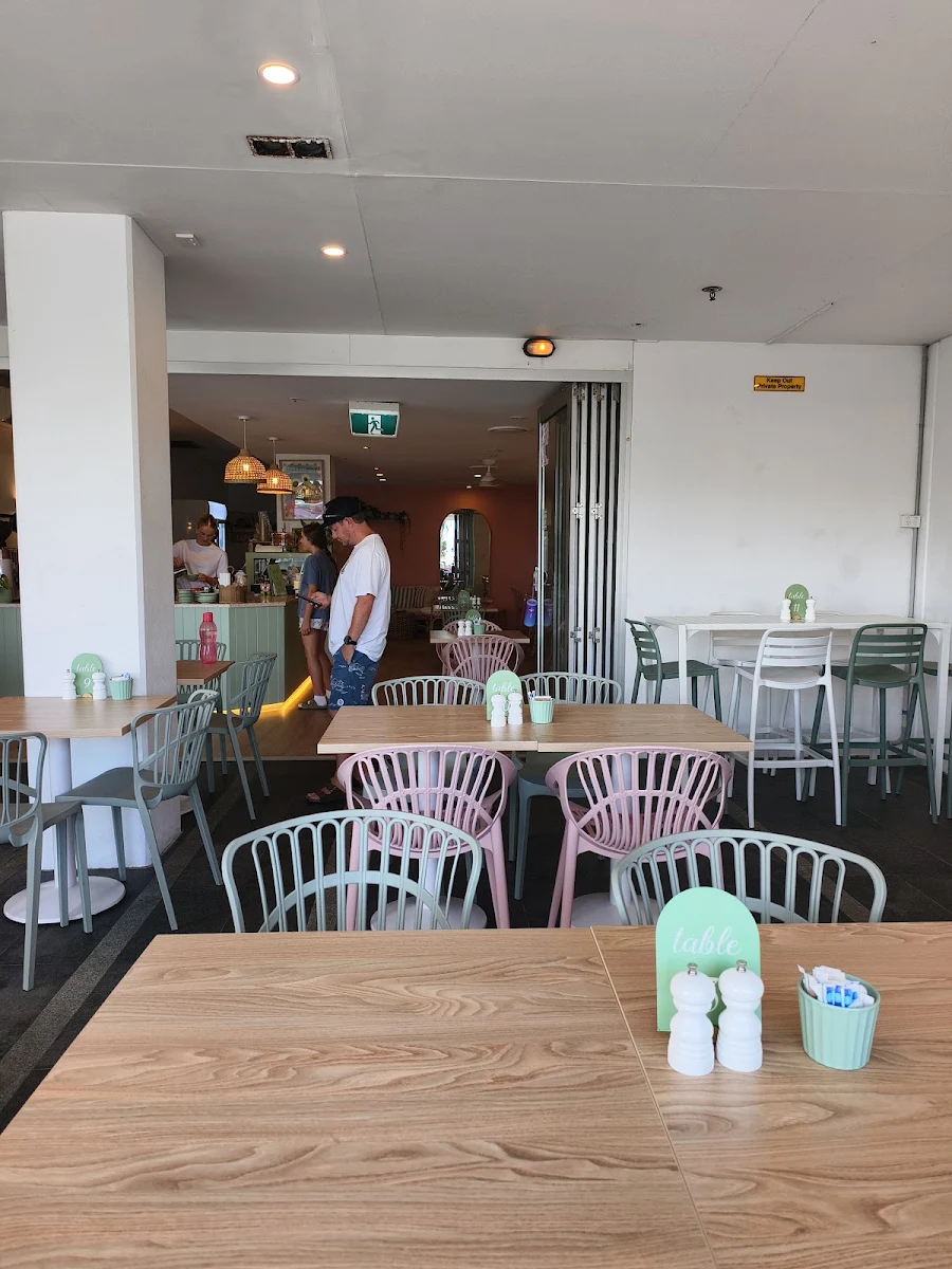 Vibe, Our Tribe Cafe