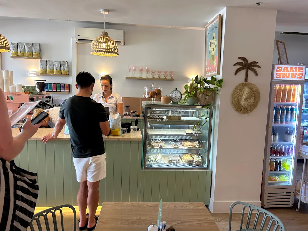 Vibe, Our Tribe Cafe