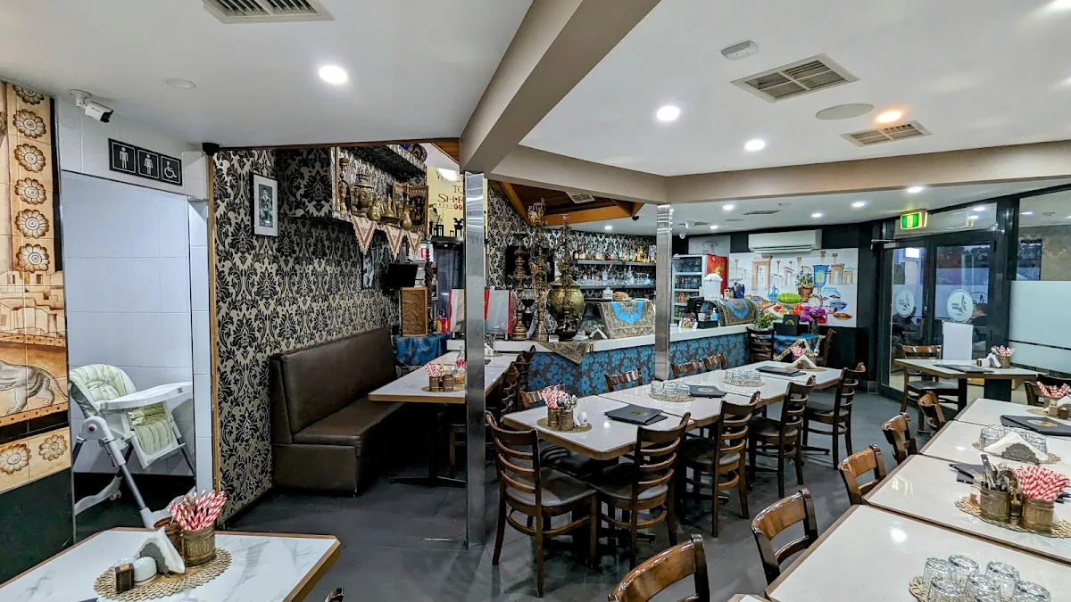 Vibe, Shiraz Restaurant
