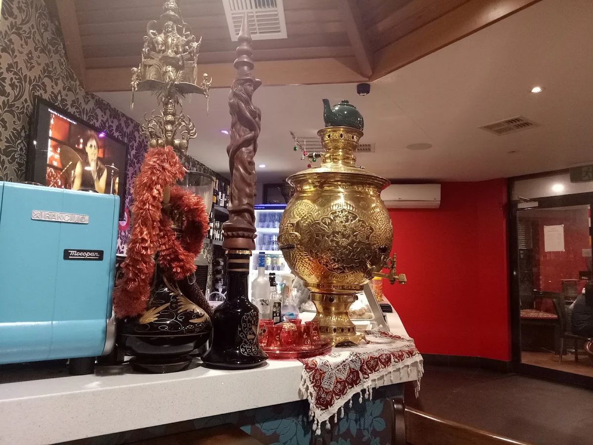Vibe, Shiraz Restaurant