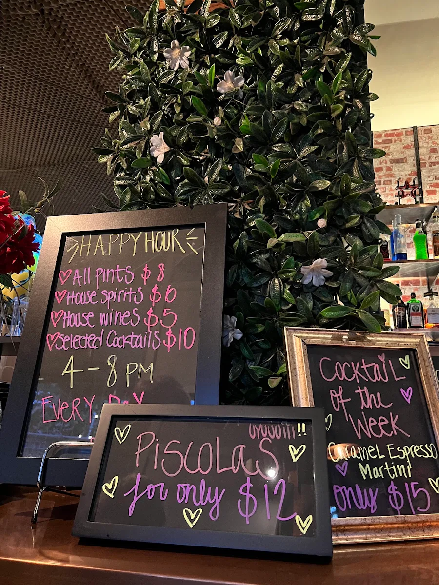 Menu, Iddy Biddy Bar