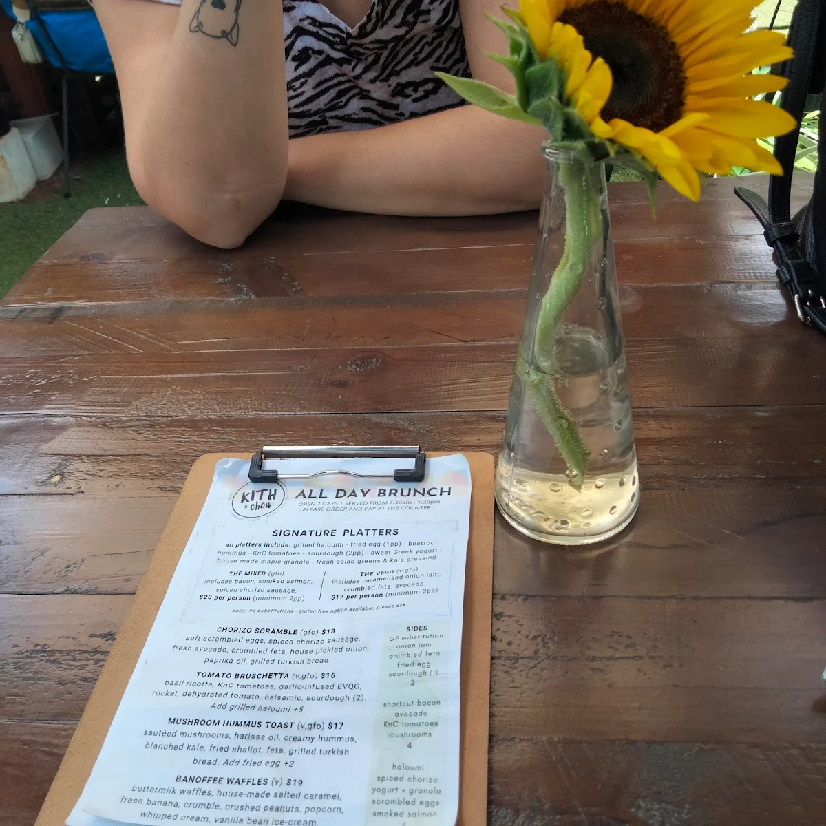 Menu, Kith 'n' Chow