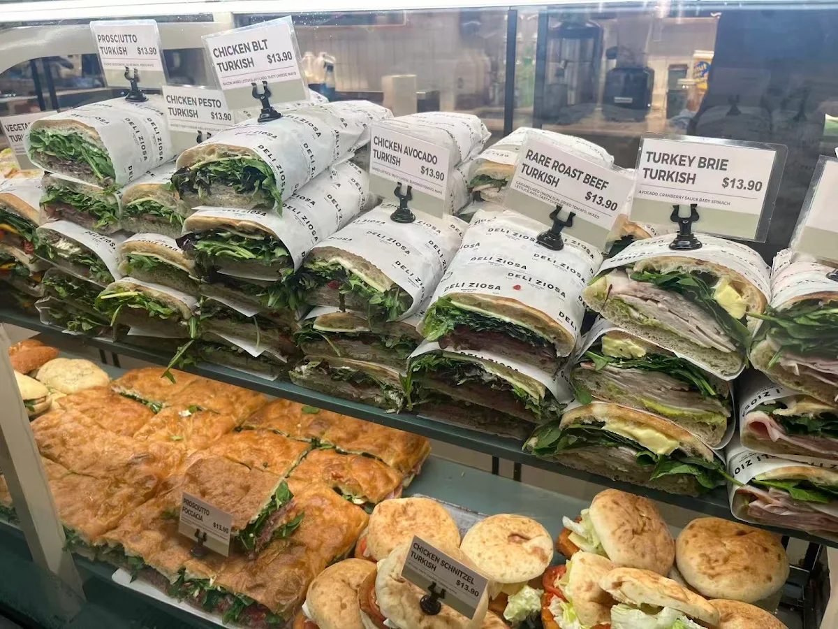 Food & drink, Deli Ziosa Quay Quarter - Sydney CBD Sandwich Shop & Breakfast