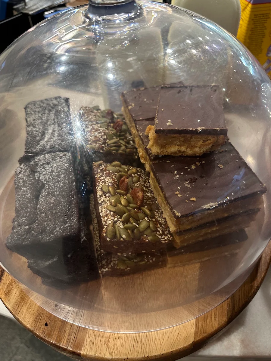 Food & drink, Deli Ziosa Quay Quarter - Sydney CBD Sandwich Shop & Breakfast