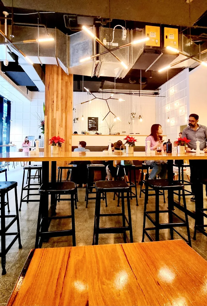 Vibe, Two Birds One Stone Cafe South Yarra