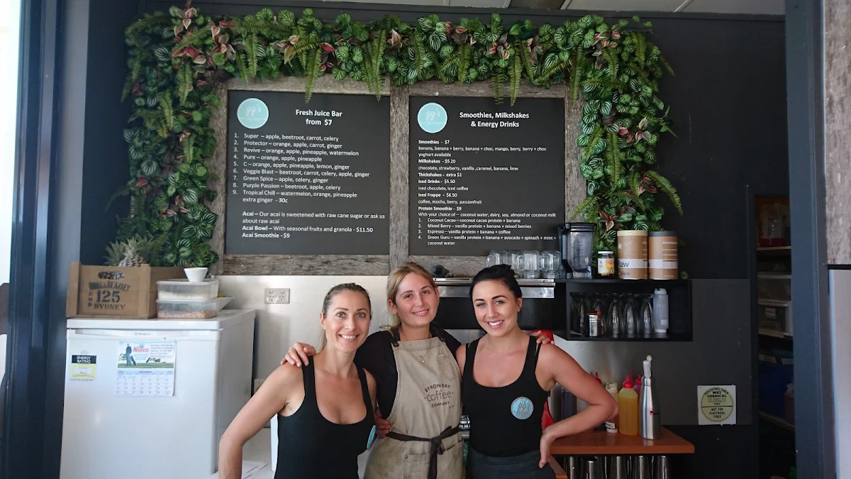 Menu, Cafe Kirra