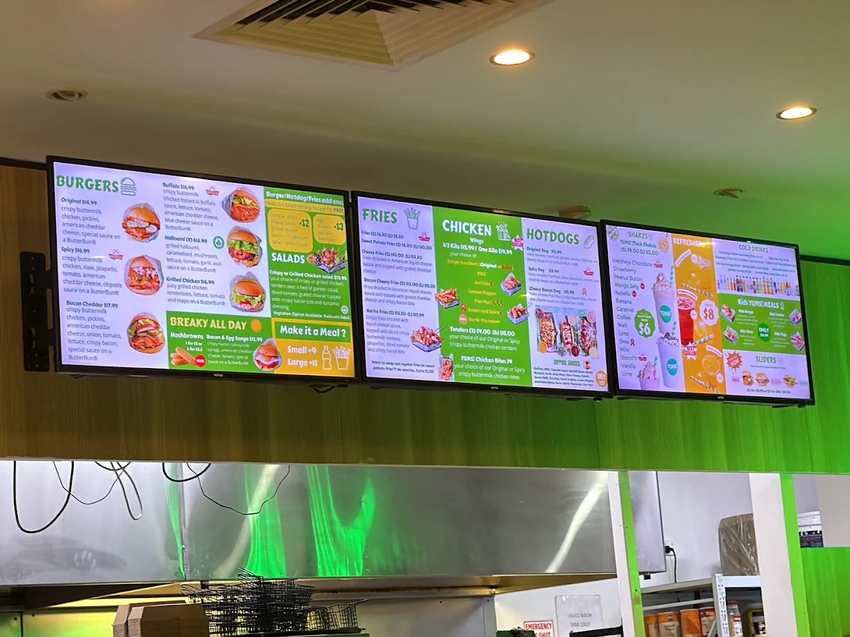 Menu, YUMS! CHICKEN - Woolloongabba
