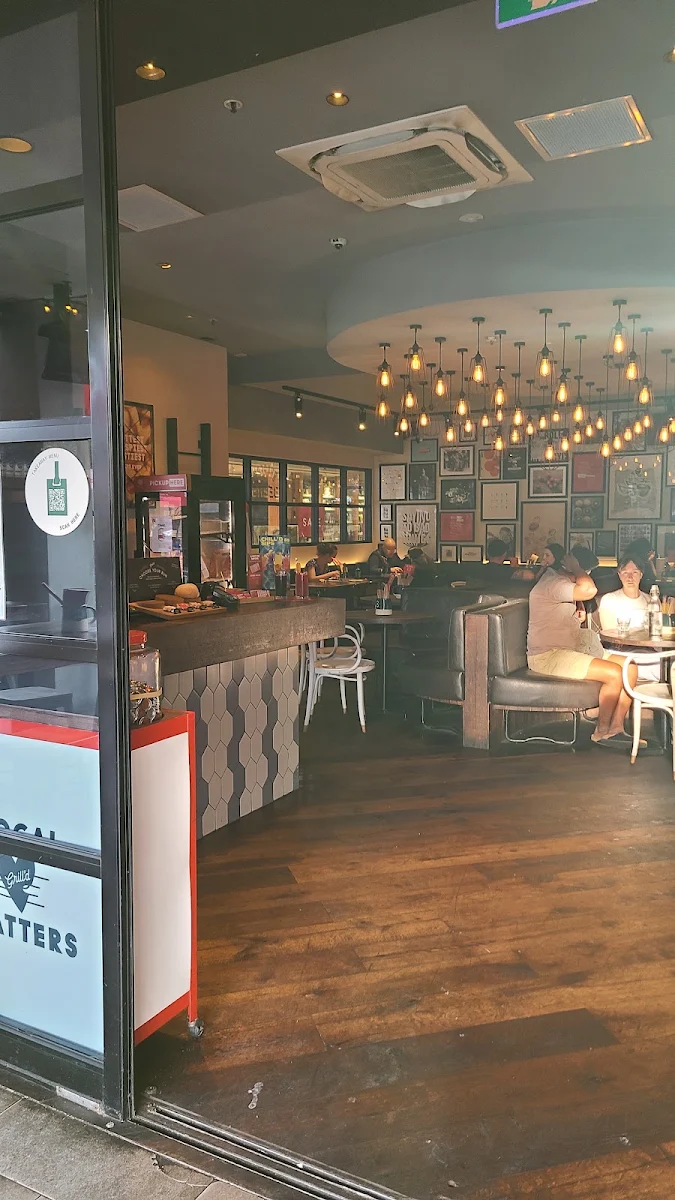 Vibe, Grill'd Burgers - Leichhardt