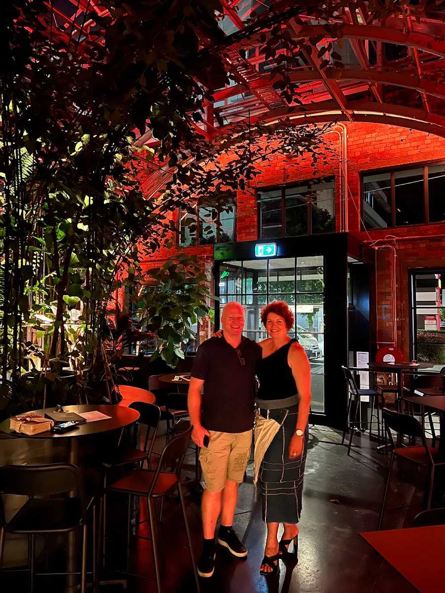 Vibe, Stratton Bar and Kitchen