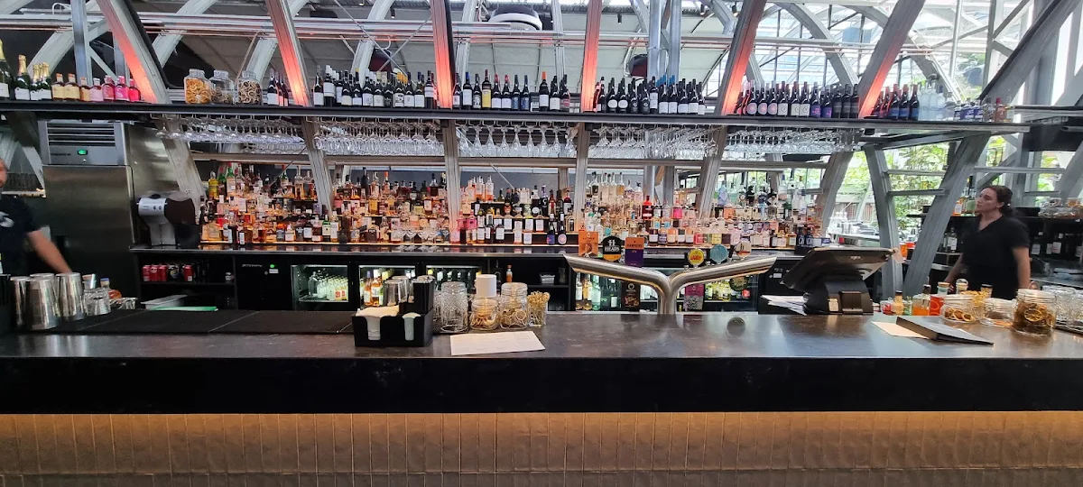Vibe, Stratton Bar and Kitchen