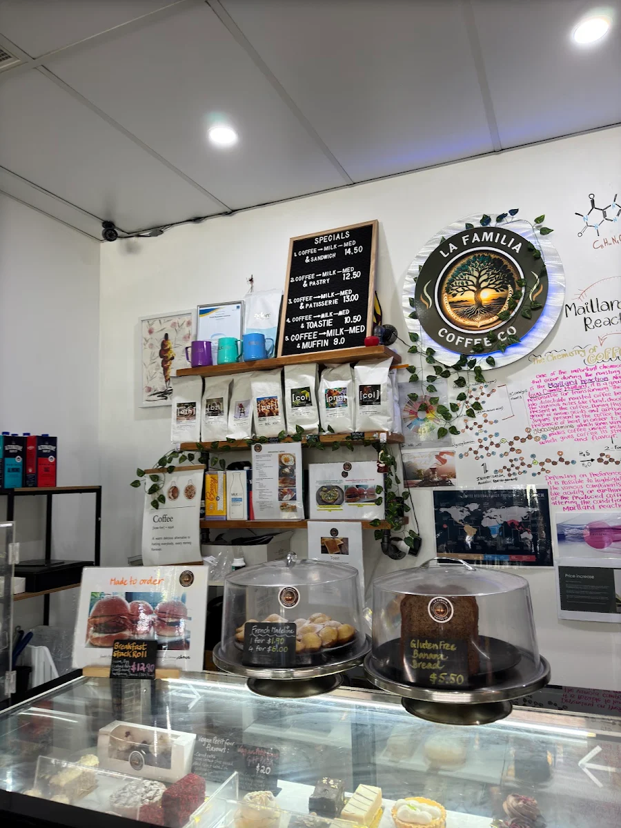 Vibe, La Familia Espresso Bar