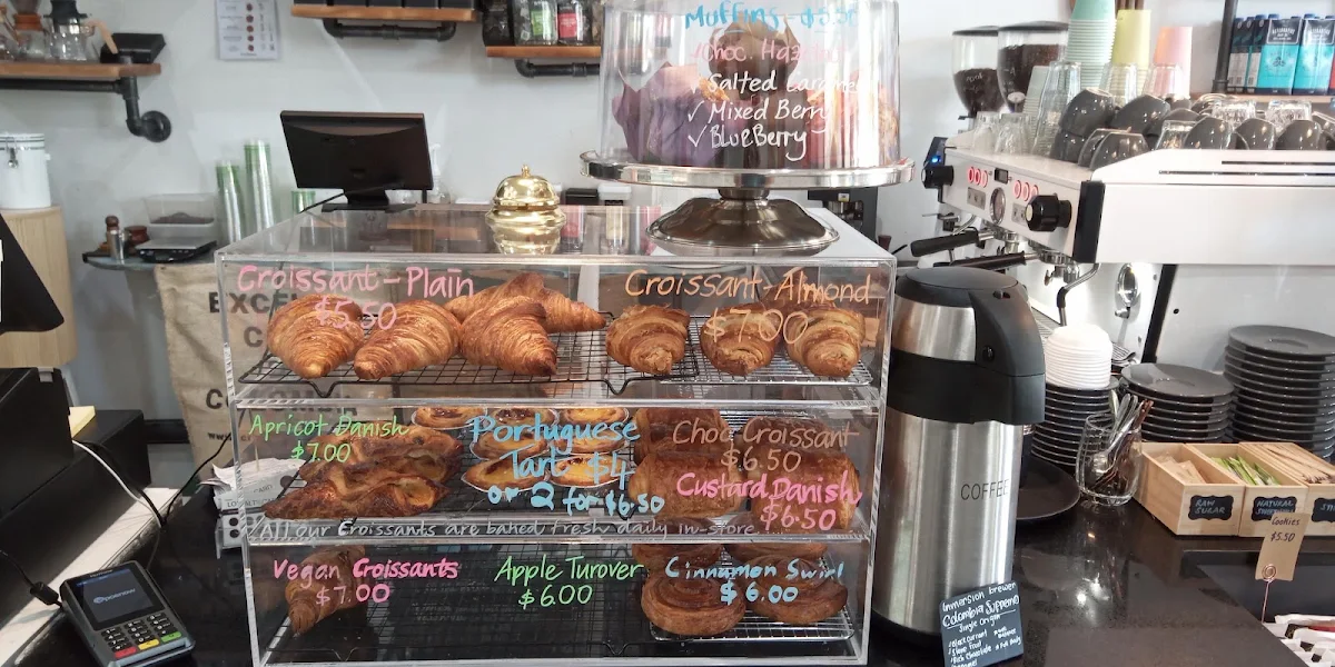 Vibe, La Familia Espresso Bar