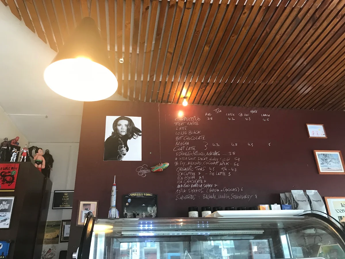 Menu, Crumbs Cafe