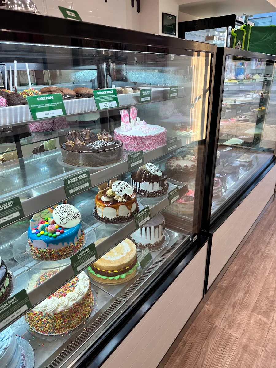 Vibe, The Cheesecake Shop Camberwell - Middle