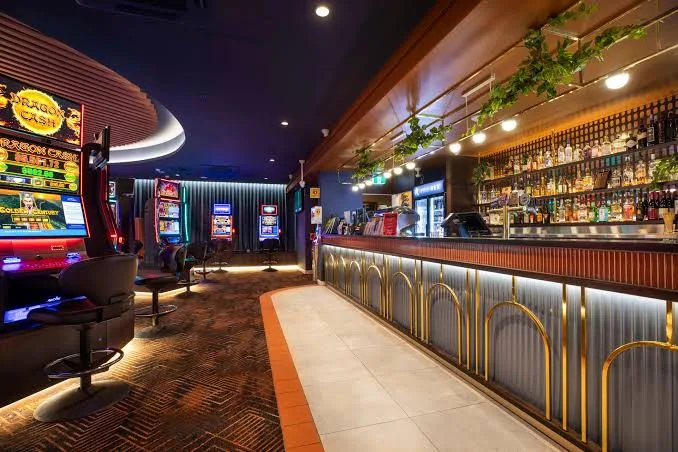 Vibe, Rex Hotel