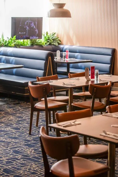 Vibe, Rex Hotel