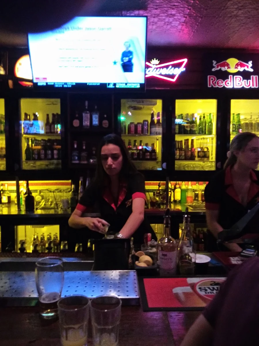 Vibe, Mustang Bar