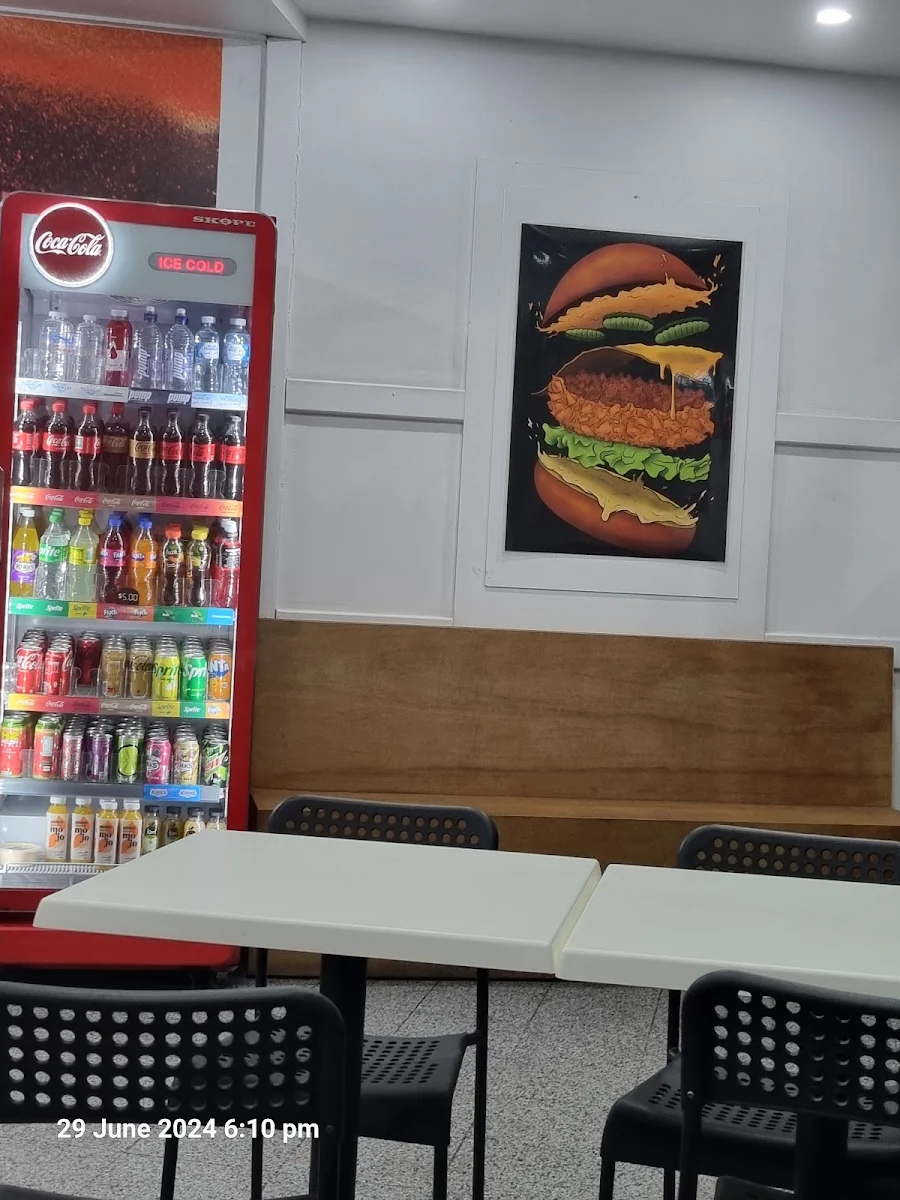 Vibe, Chomp Burgers