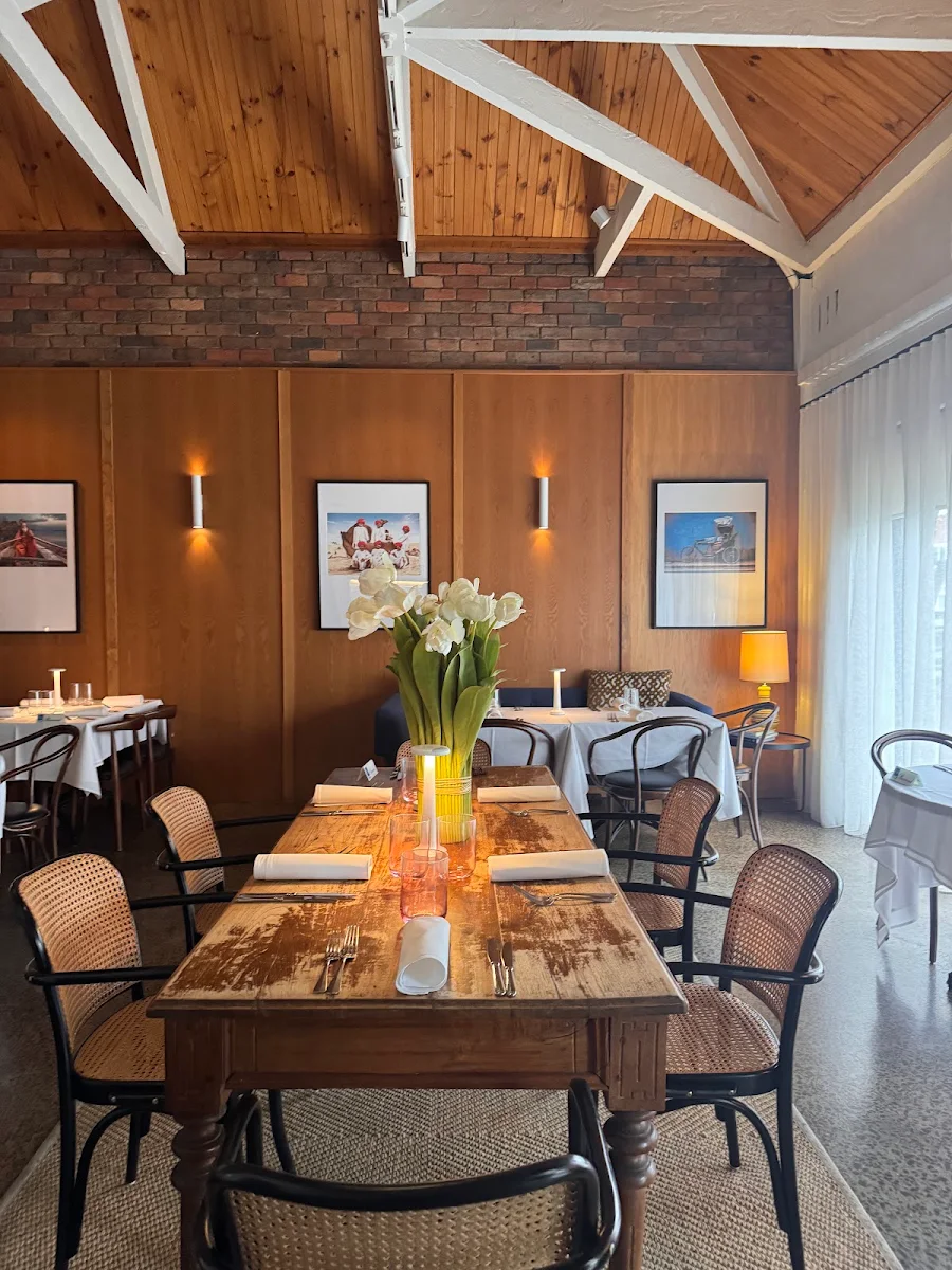 Vibe, Atta Restaurant