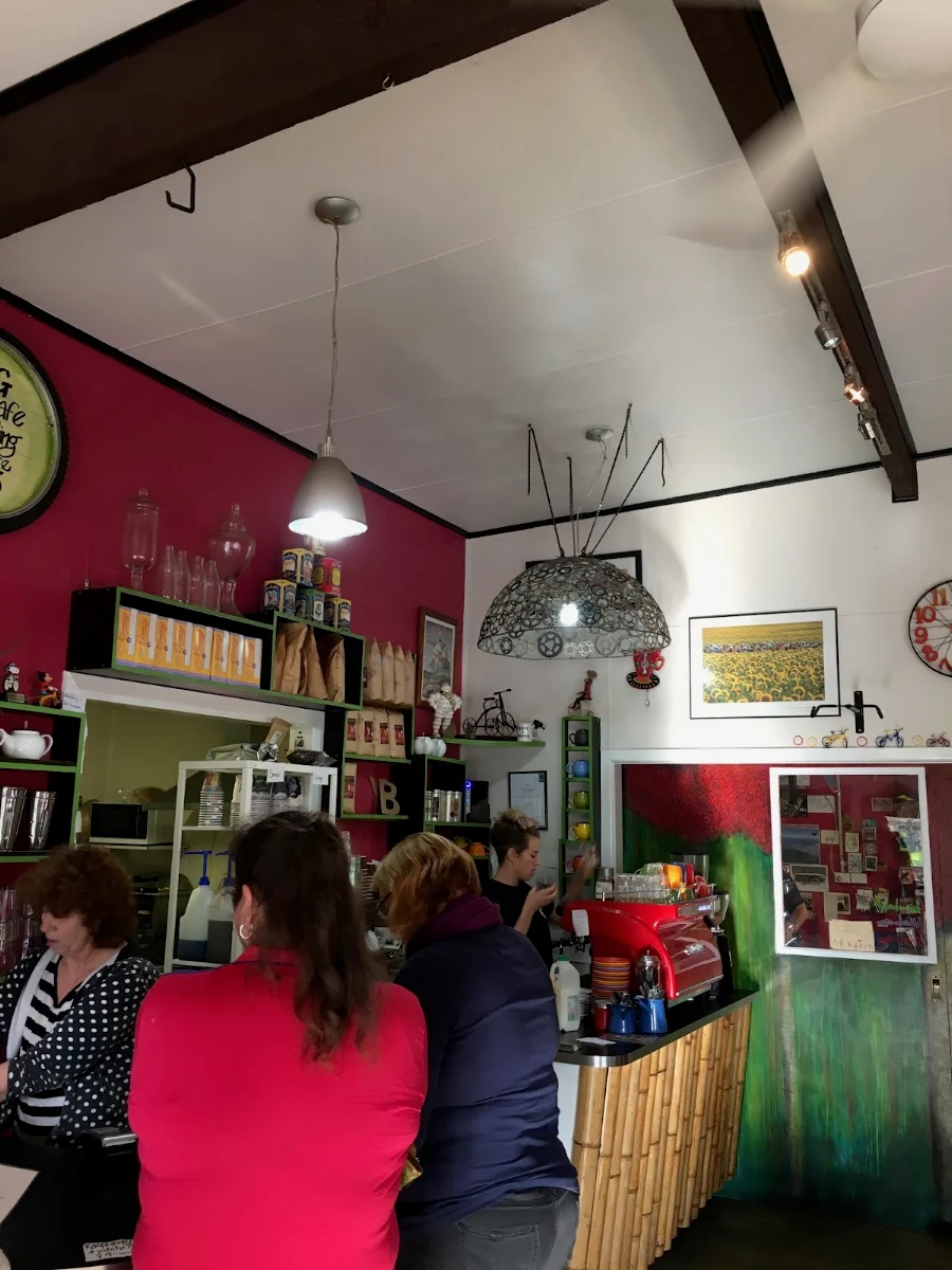 Vibe, Cog Bikes & Brew Cafe