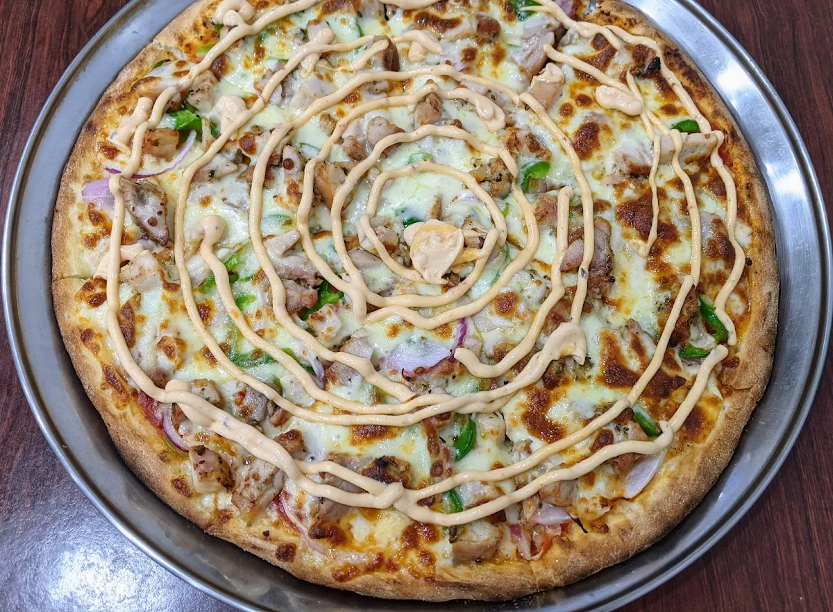 Food & drink, Loui and Frankos Pizza & Pasta on Broadway