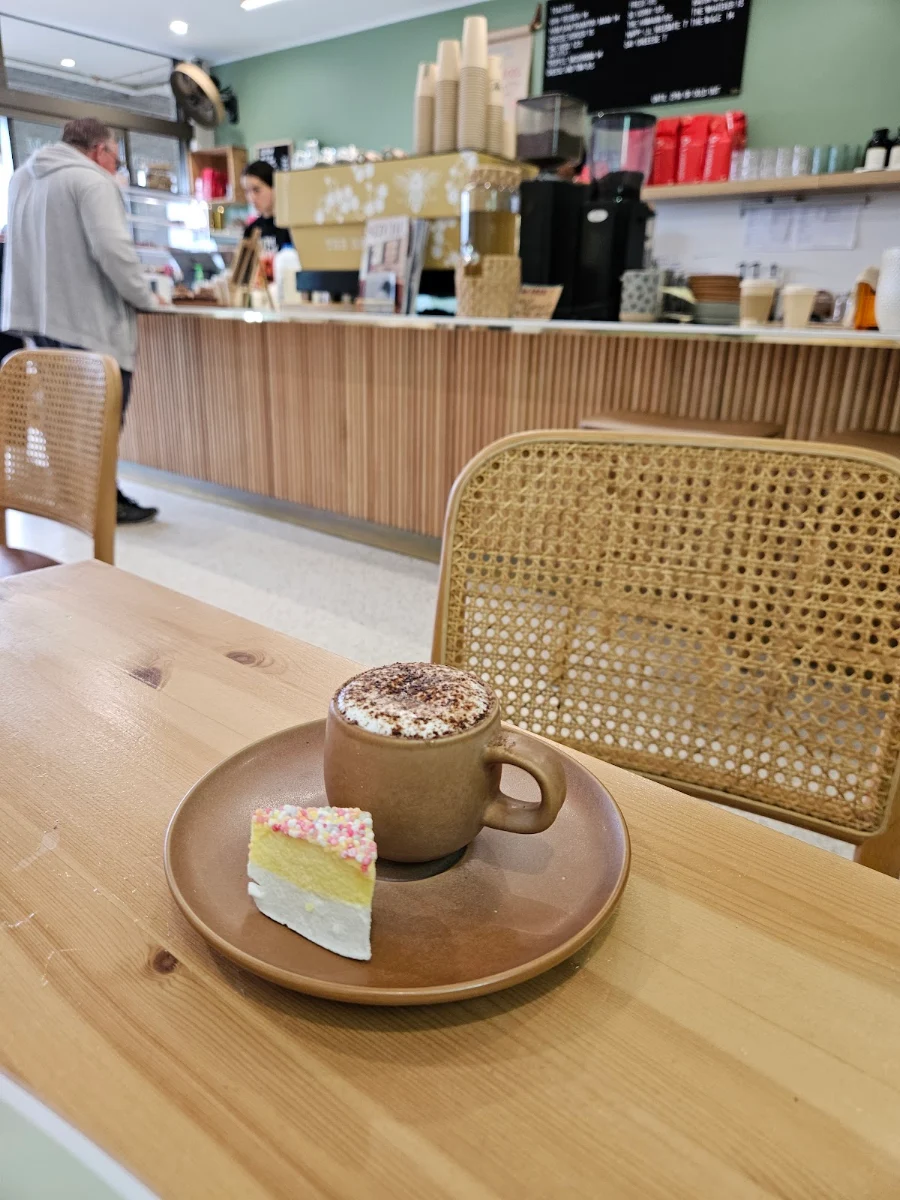 Food & drink, The Bees Knees Eatery