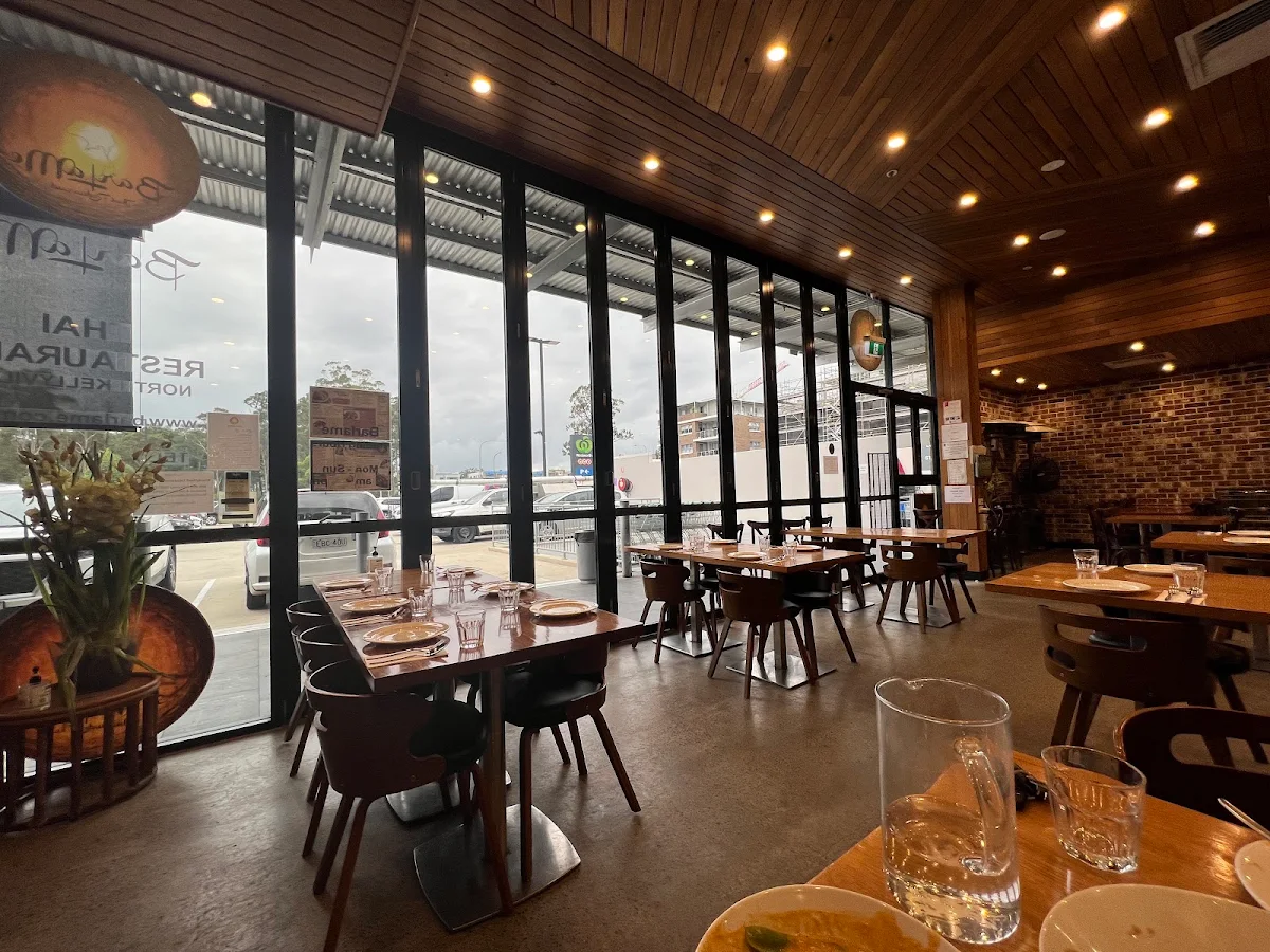 Vibe, Barlame Thai Restaurant
