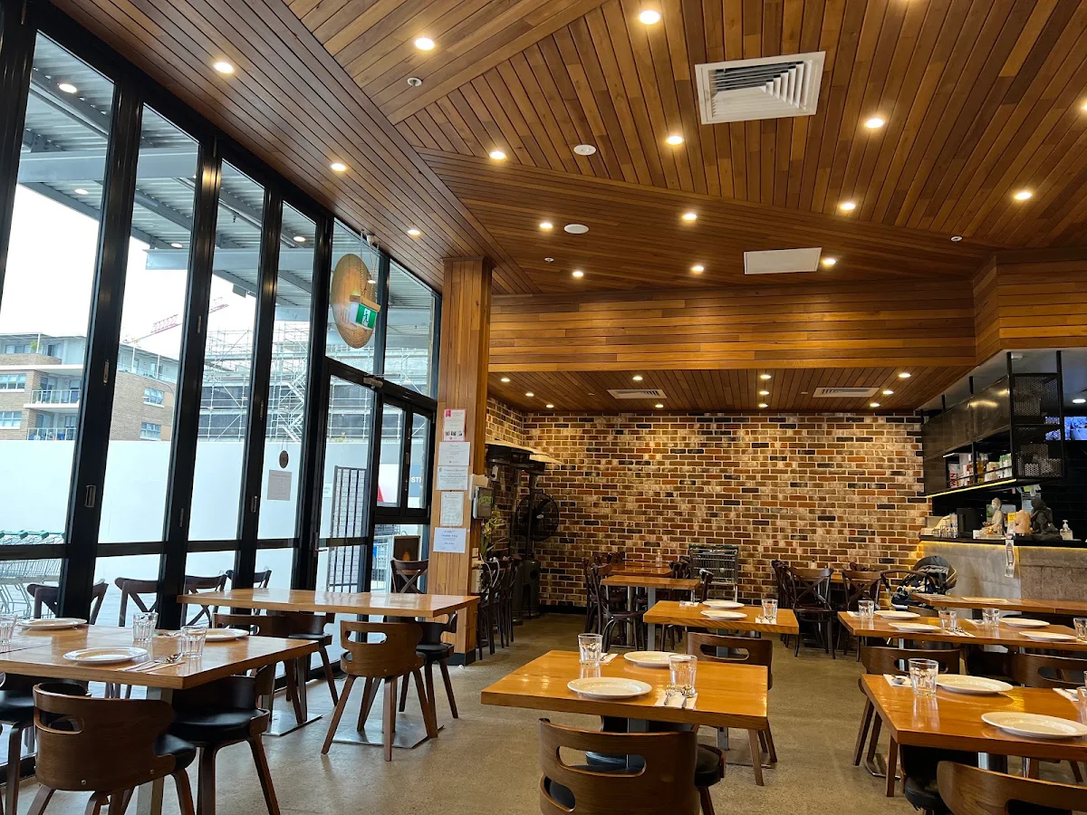 Vibe, Barlame Thai Restaurant