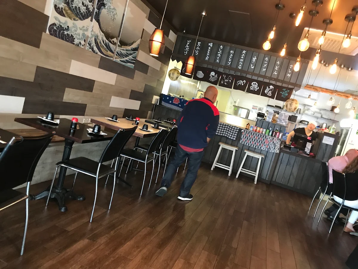 Vibe, Sushi Lovers Raby Bay