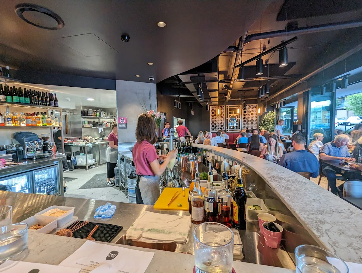 Vibe, Ren Ishii Restaurant