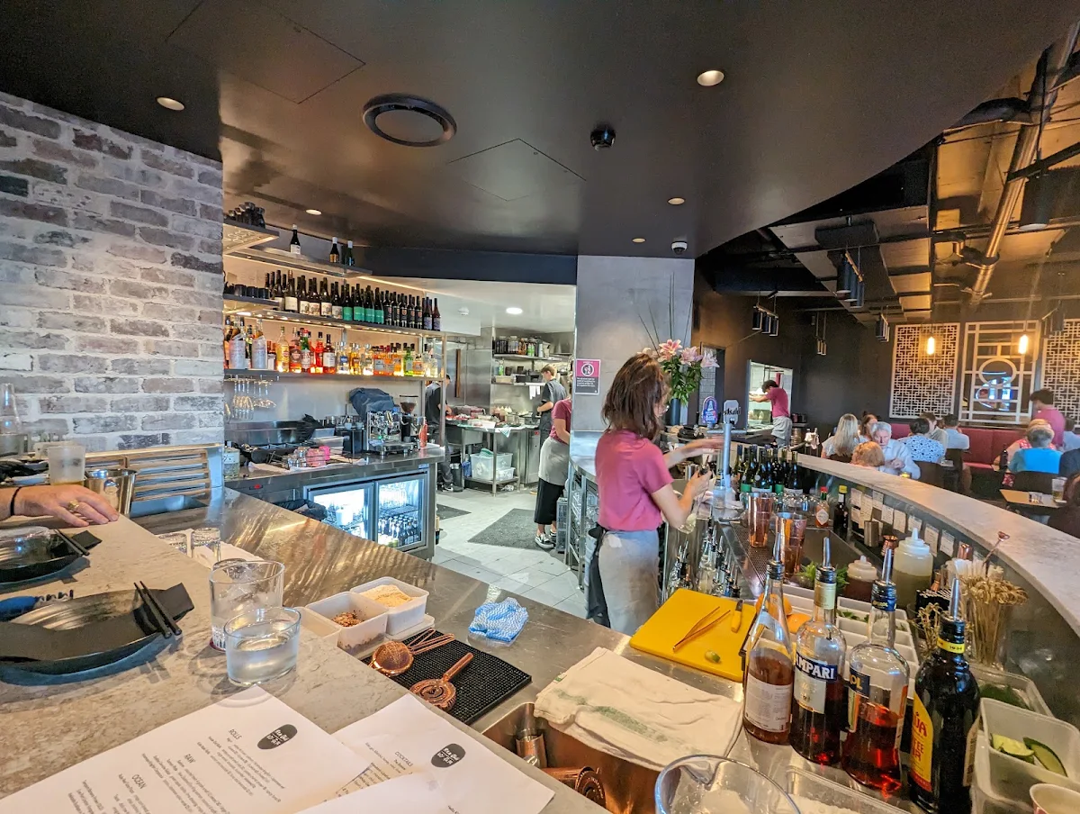 Vibe, Ren Ishii Restaurant