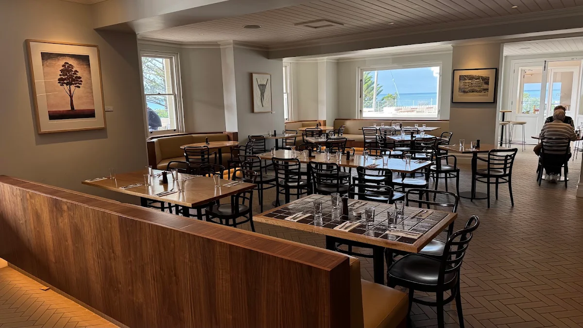 Vibe, Grand Pacific Hotel Lorne