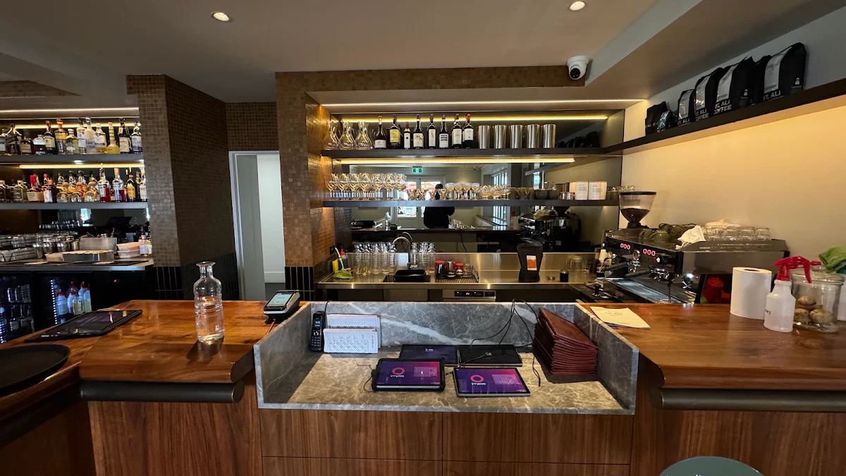 Vibe, Grand Pacific Hotel Lorne