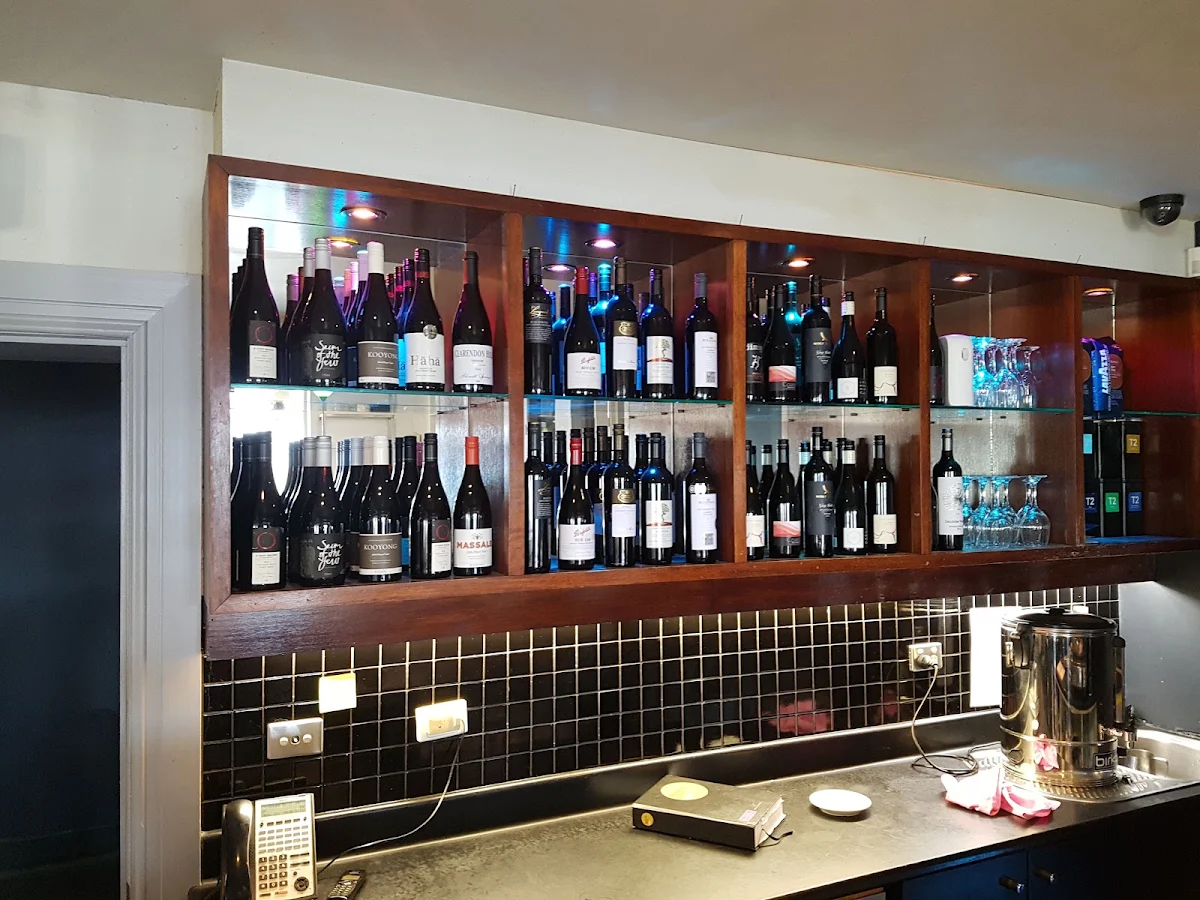Vibe, Grand Pacific Hotel Lorne