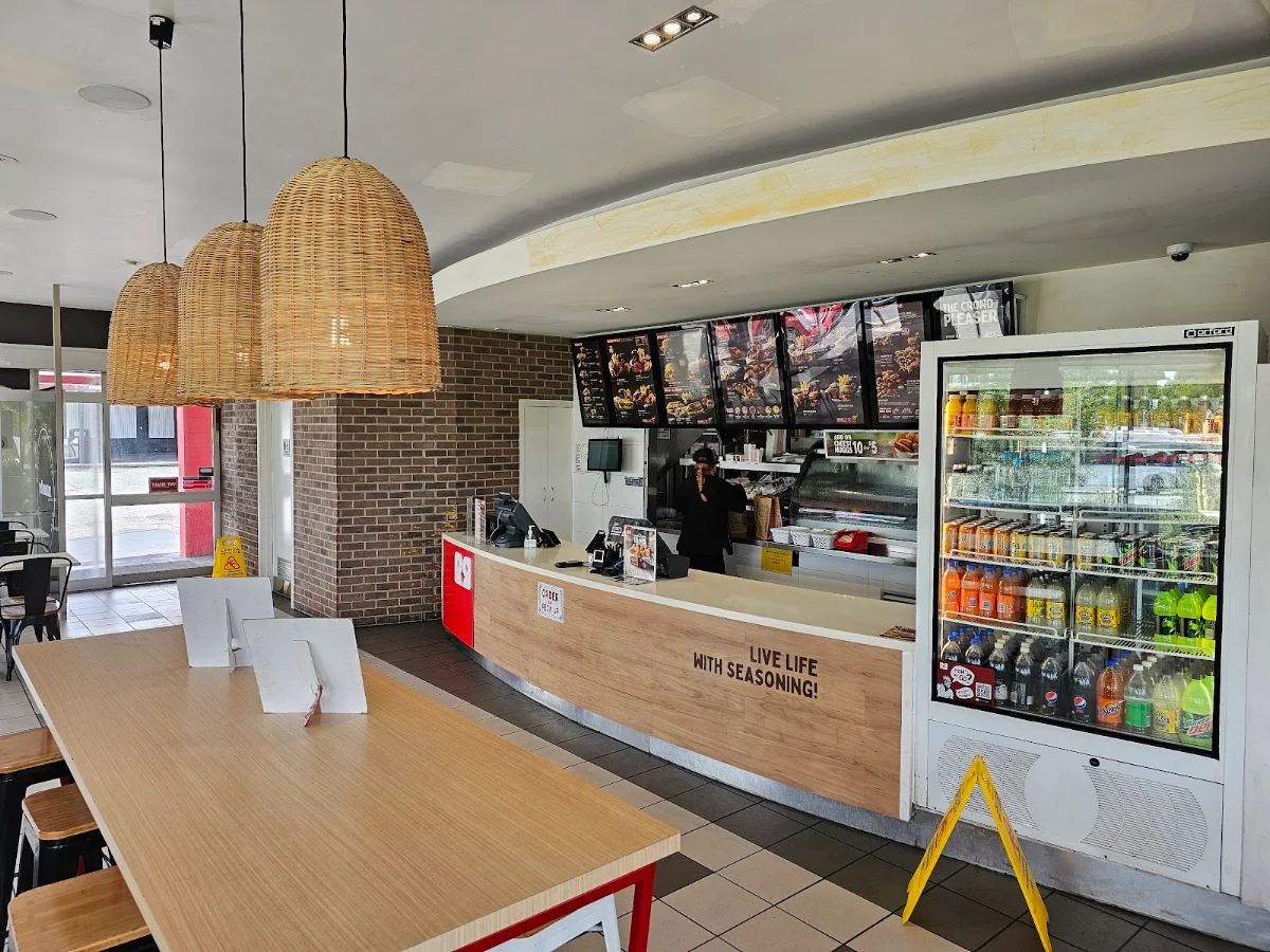 Vibe, Red Rooster Yamanto