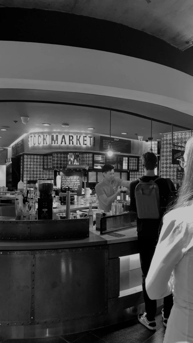 Vibe, Stock Market Kitchen