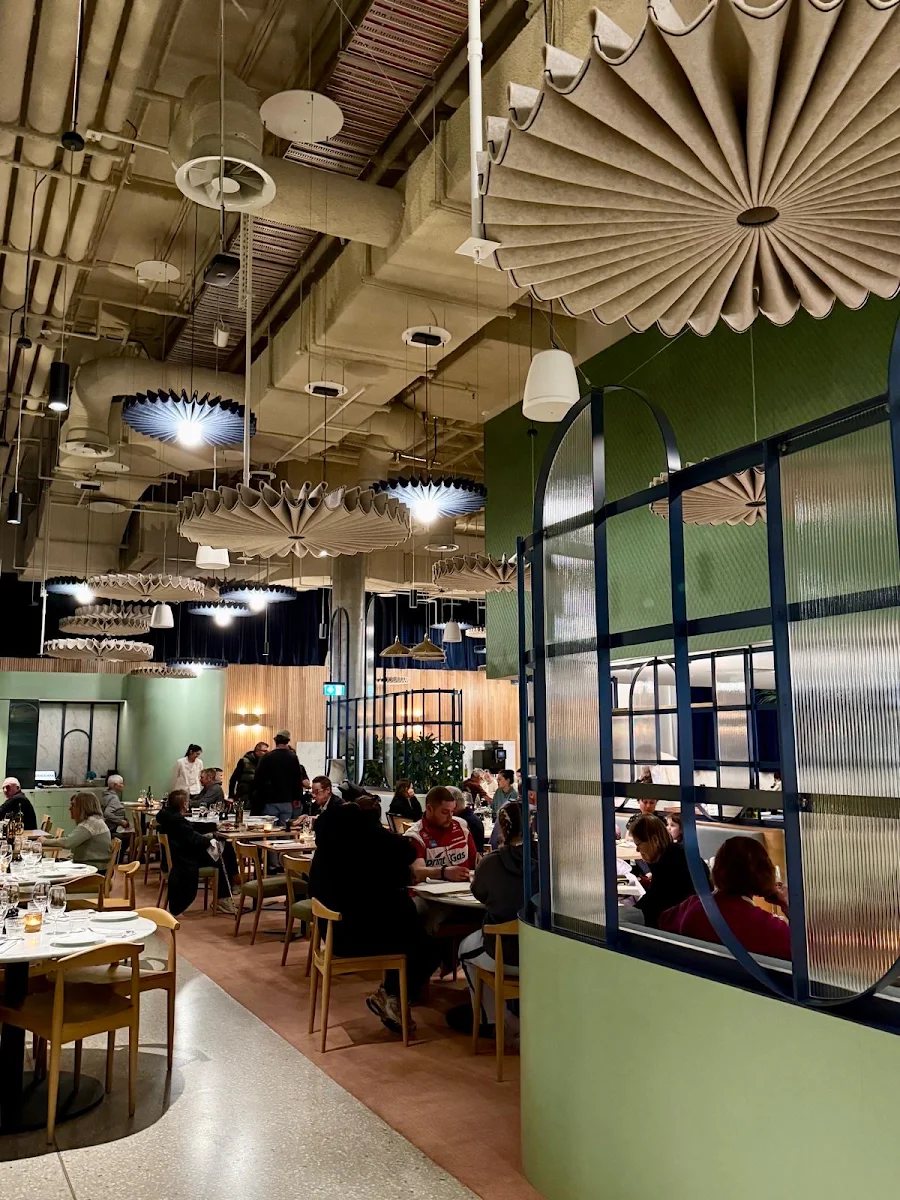 Vibe, BOCCATA RESTAURANT