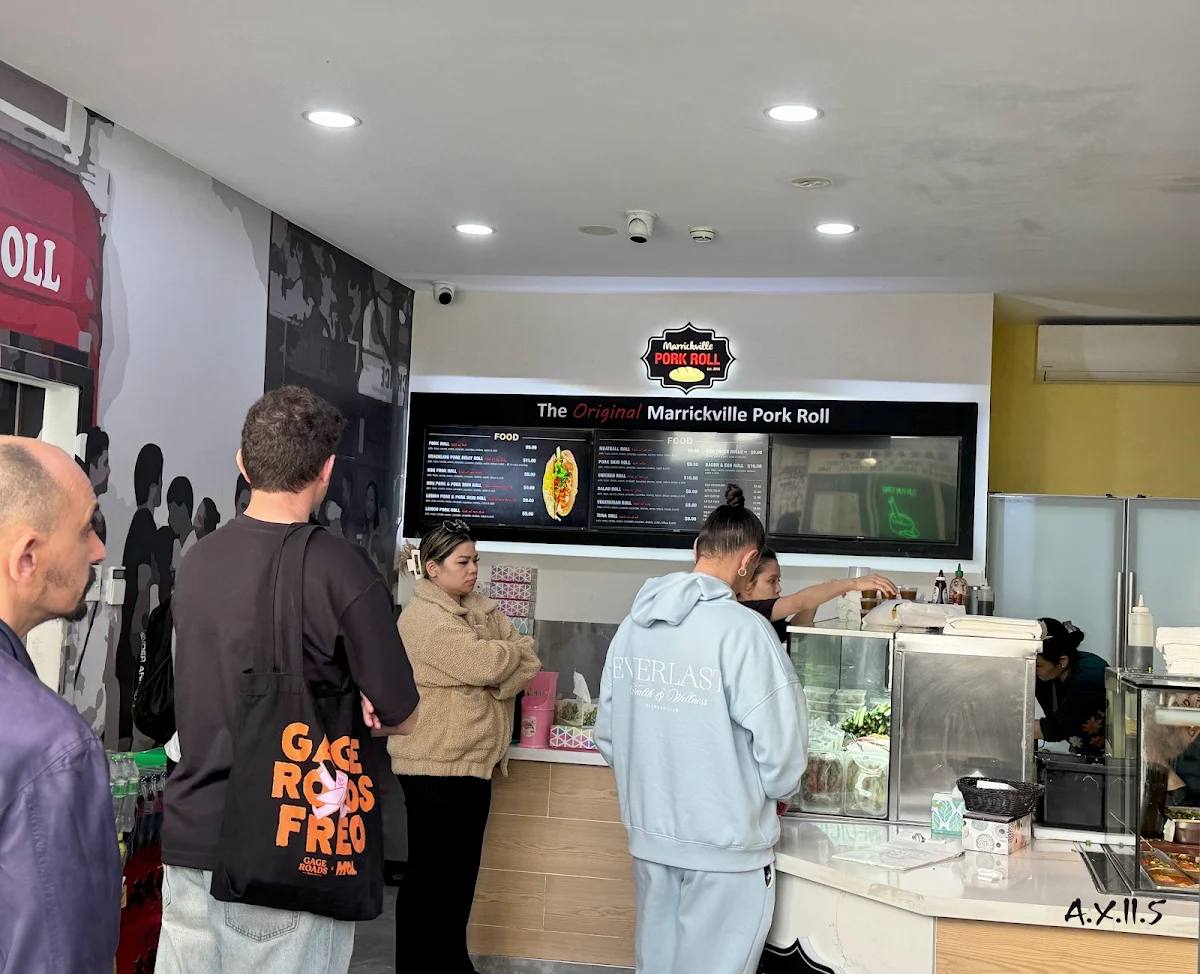 Vibe, Marrickville Pork Roll