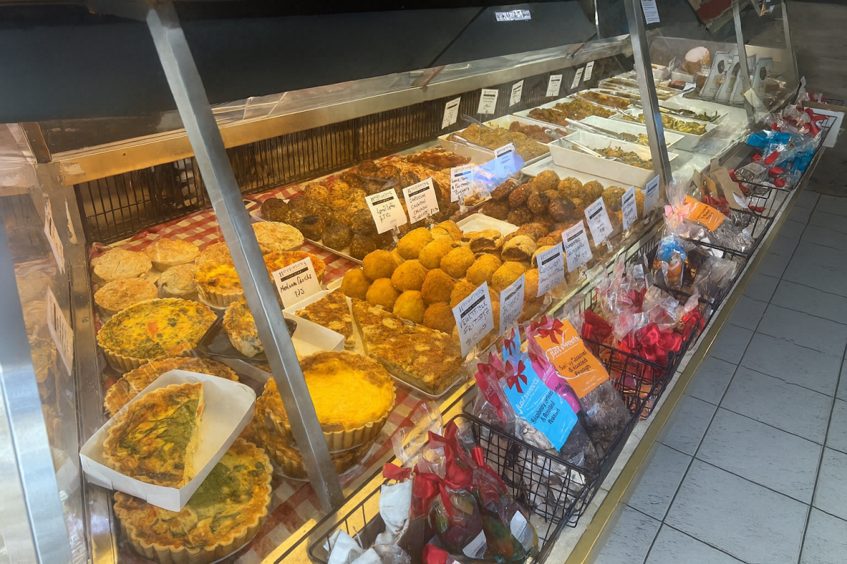 Vibe, Houghtons Food Store