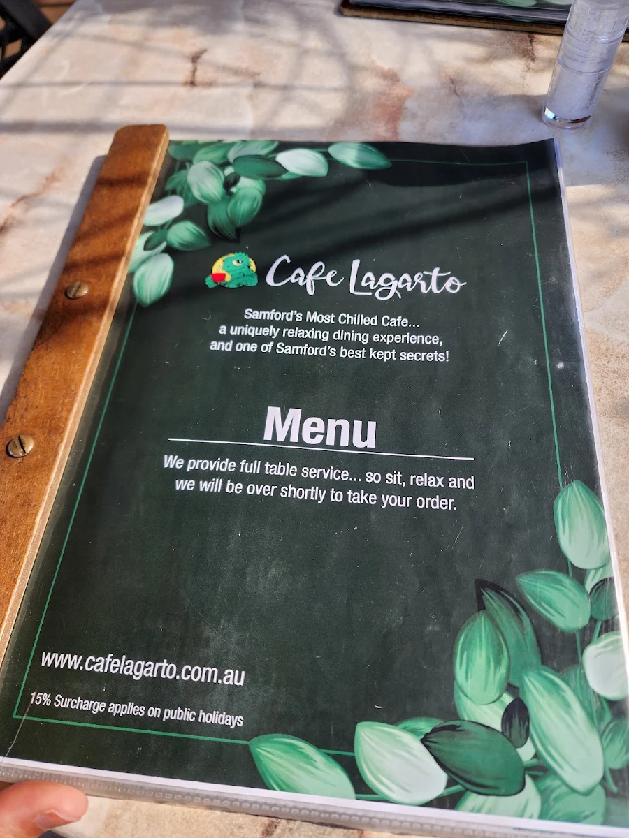 Menu, Café Lagarto