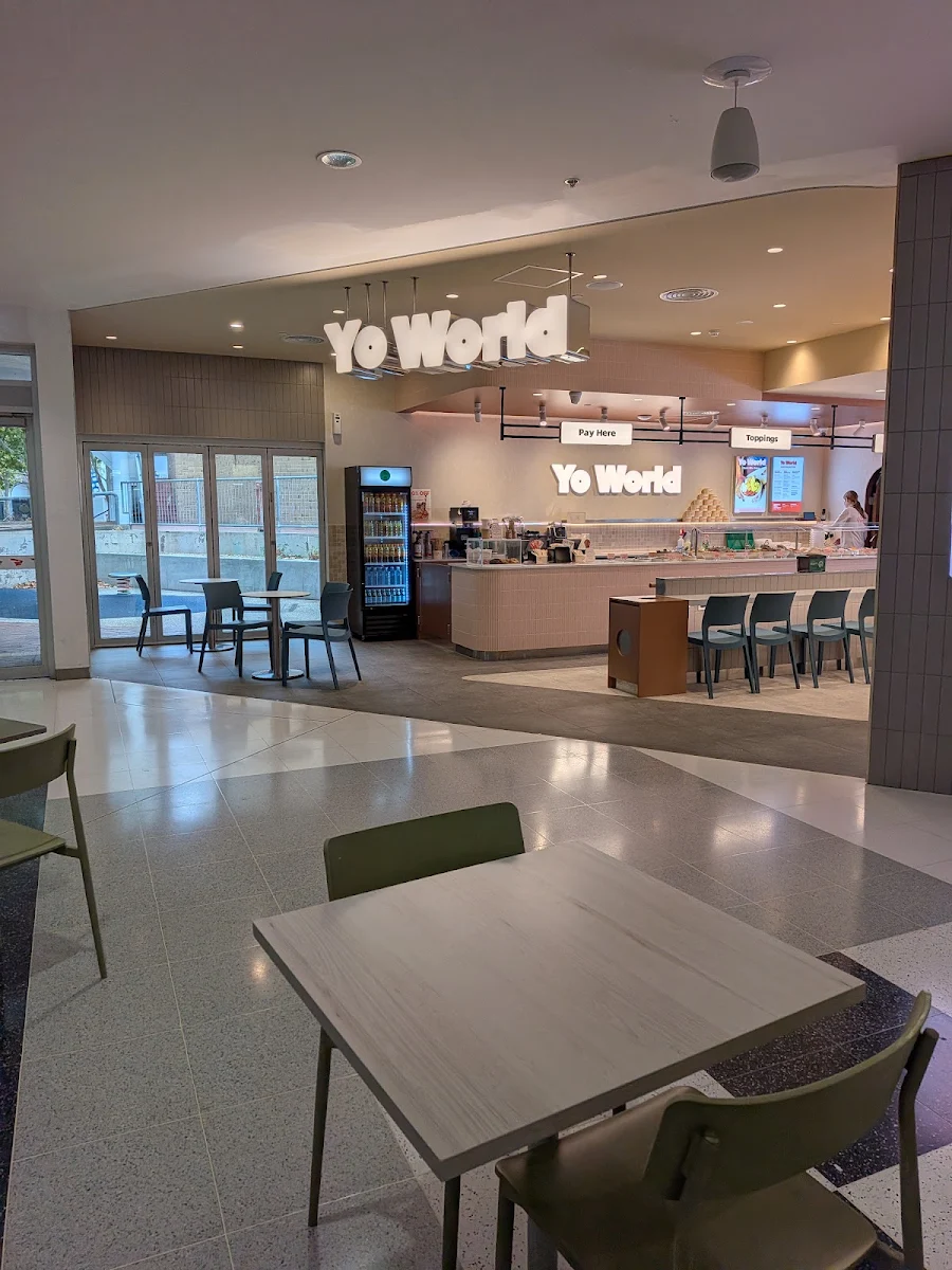 Vibe, Yo-World