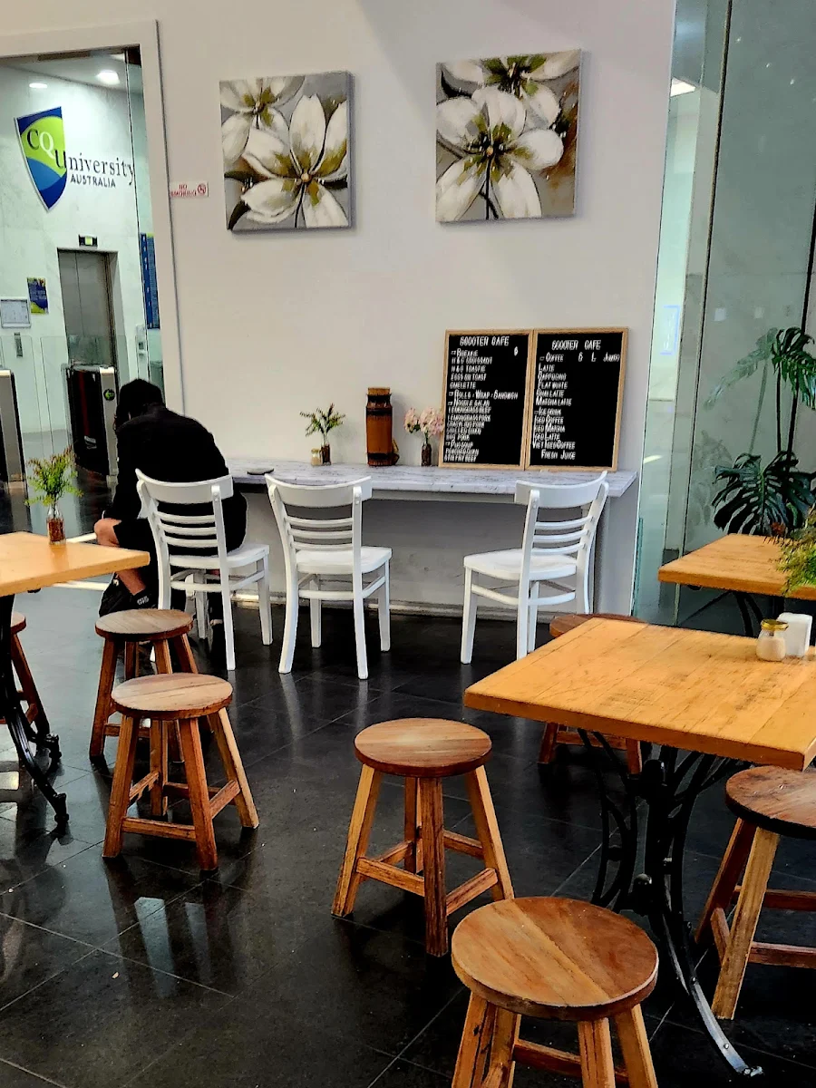 Vibe, Scooter Cafe