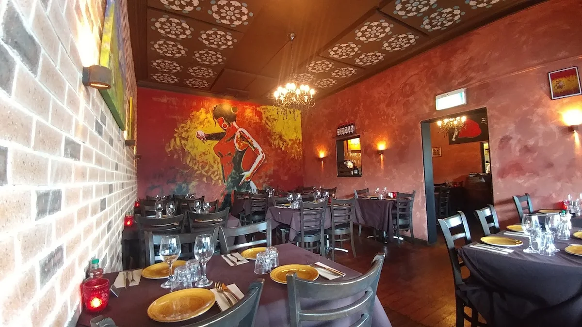 Vibe, Lola Cocina Spanish Restaurant Crows Nest